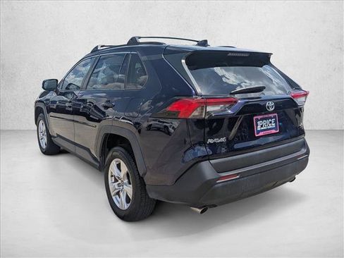 Used 2020 Toyota RAV4 XLE FWD image 8