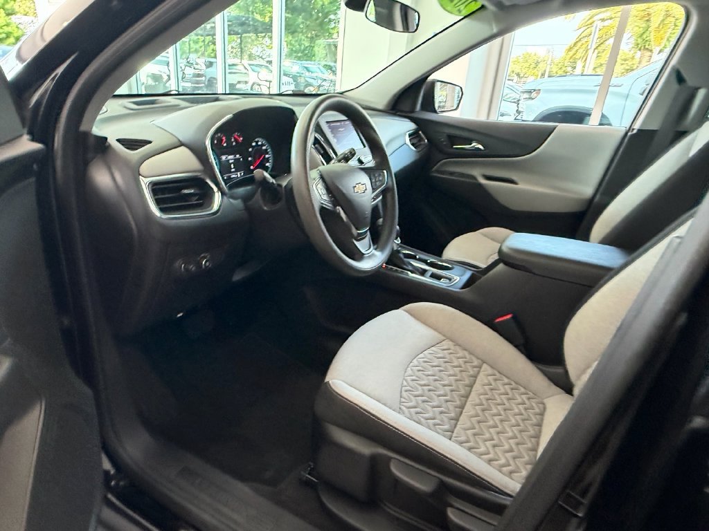 Used 2024 Chevrolet Equinox LS w/ Driver Confidence II Package FWD image 10