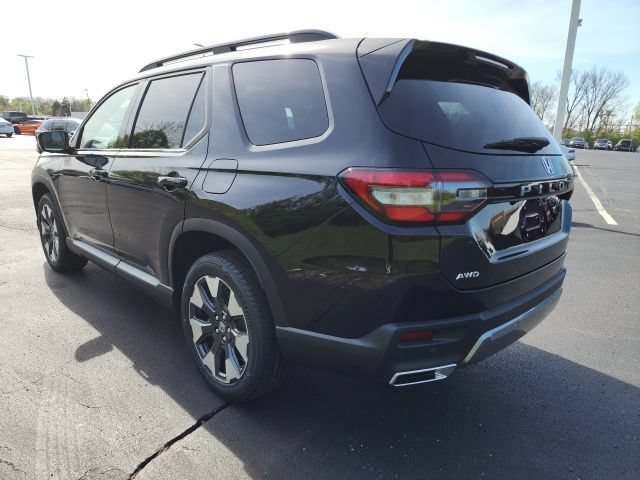 New 2026 Honda Pilot Touring image 16