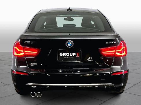 Used 2018 BMW 330i Gran Turismo xDrive image 5
