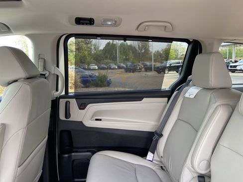 New 2026 Honda Odyssey EX-L image 45