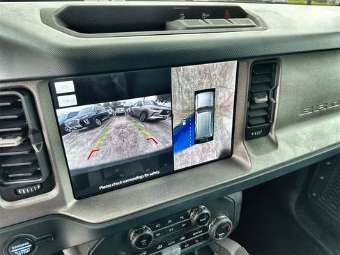 Used 2024 Ford Bronco Outer Banks image 29