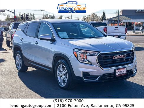 Used 2022 GMC Terrain SLE image 5
