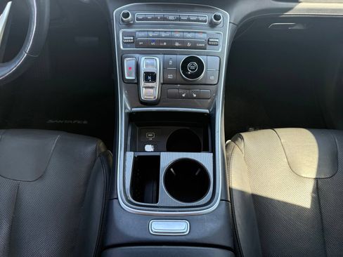 Used 2022 Hyundai Santa Fe SEL w/ Convenience + Premium Package FWD image 25