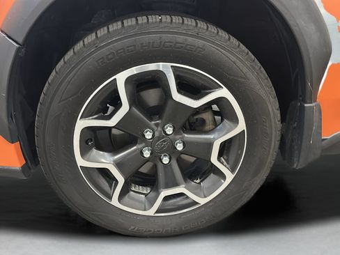 Used 2013 Subaru Crosstrek 2.0i Limited AWD/4WD image 12