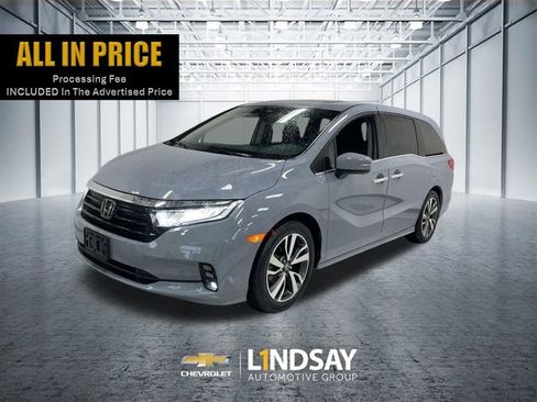 Used 2023 Honda Odyssey Touring image 1
