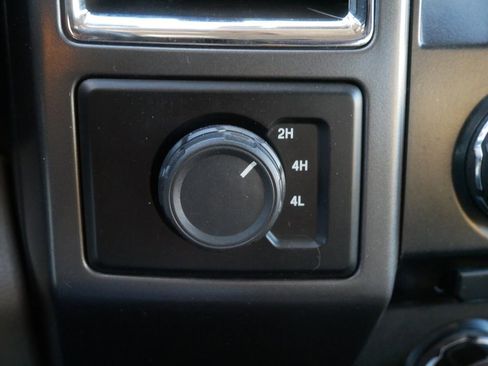 Used 2016 Ford F150 XLT w/ Equipment Group 302A Luxury image 19