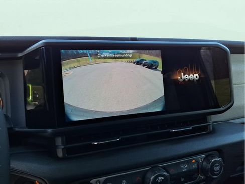 New 2026 Jeep Wrangler Sport AWD/4WD image 25