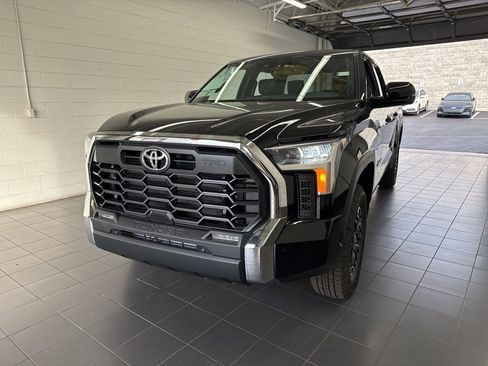 New 2026 Toyota Tundra SR5 image 3