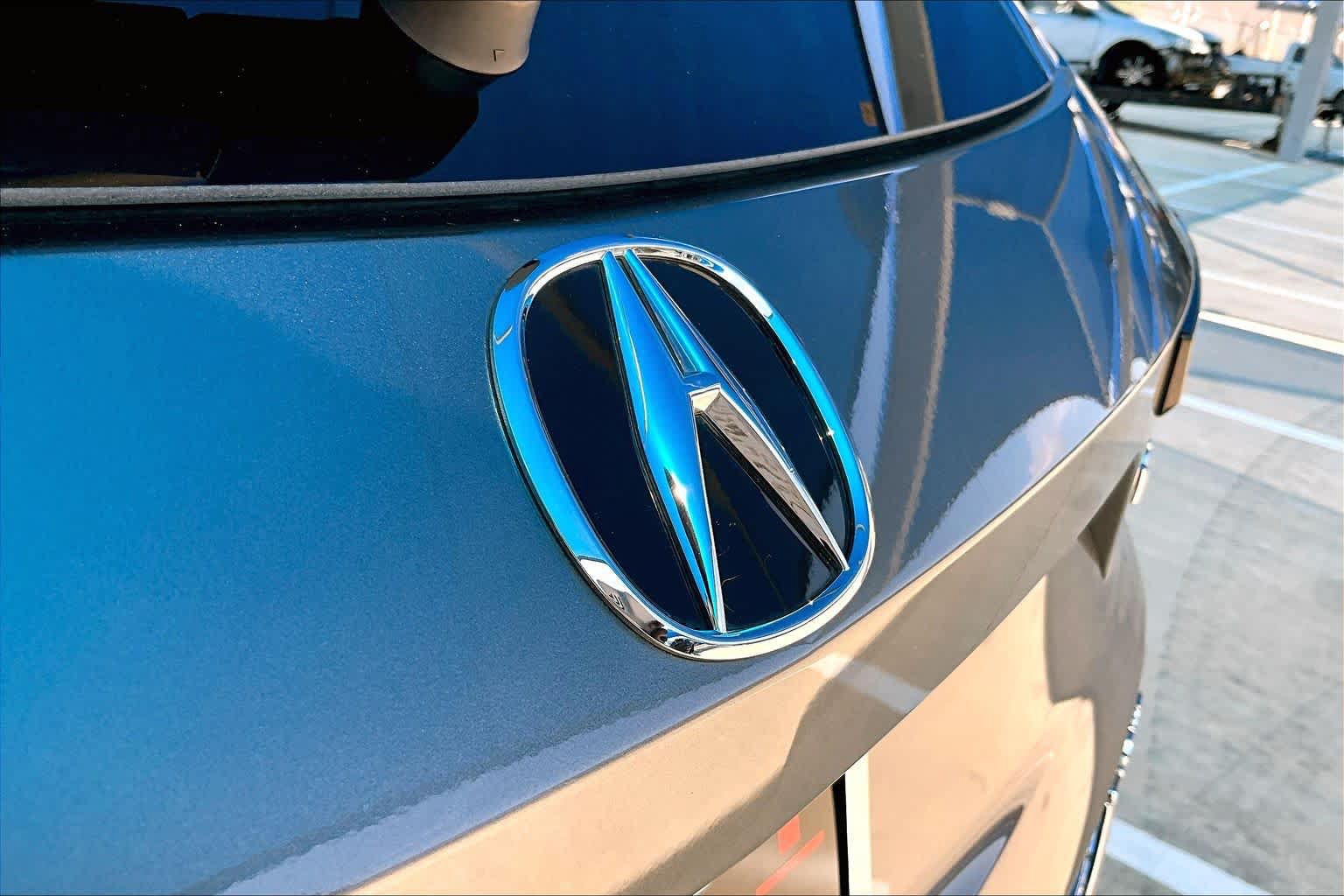 Used 2023 Acura MDX w/ Technology Package AWD/4WD image 30