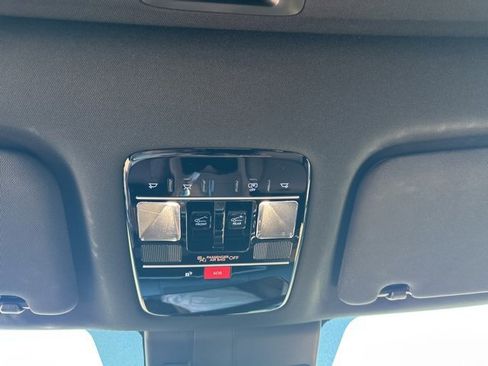 Used 2025 Hyundai Santa Fe Limited image 23