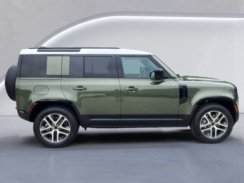 New 2026 Land Rover Defender 110 X-Dynamic SE AWD/4WD image 6