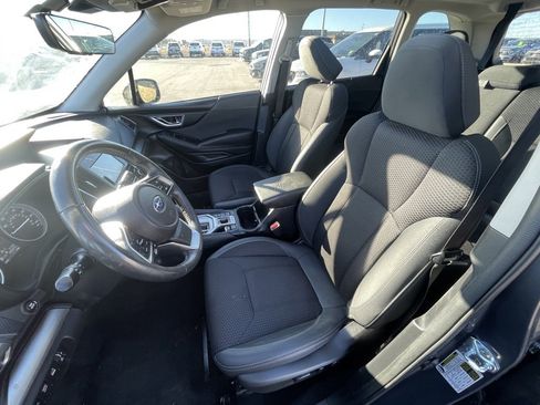 Used 2024 Subaru Forester Premium image 23