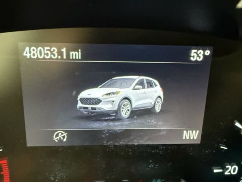 Used 2021 Ford Escape S image 24