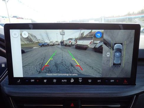 Certified 2025 Ford Escape Platinum w/ Premium Technology Package image 27