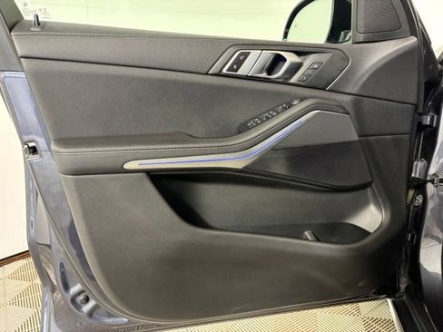 Used 2019 BMW X5 xDrive40i w/ Premium Package 2 AWD/4WD image 10