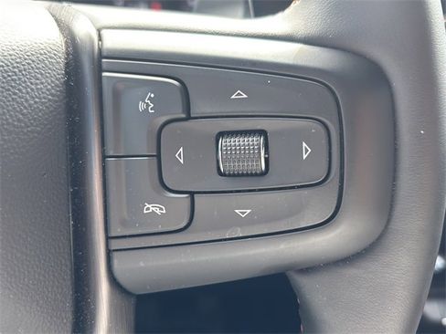 Used 2025 GMC Sierra 1500 AT4 w/ AT4 Premium Package image 24