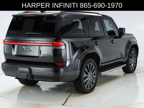 Used 2024 Lexus GX 550 w/ Accessory Package (31) AWD/4WD image 10