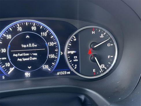 Used 2023 Buick Enclave Avenir w/ Avenir Technology Package image 23