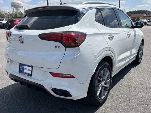 Certified 2023 Buick Encore GX Select w/ Sport Touring Package FWD image 6