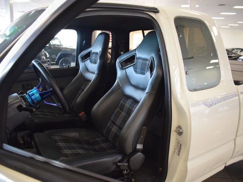 Used 1996 Toyota Tacoma 2WD Xtracab image 47