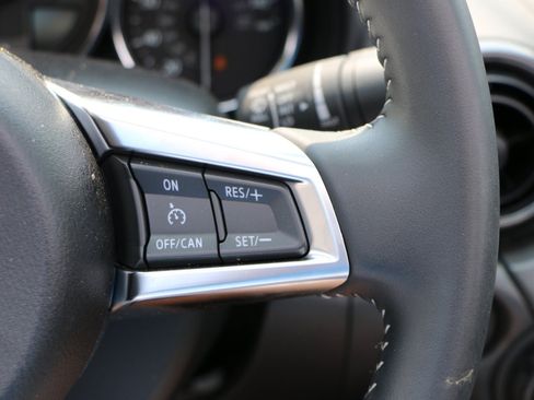 Used 2023 MAZDA MX-5 Miata Sport RWD image 18