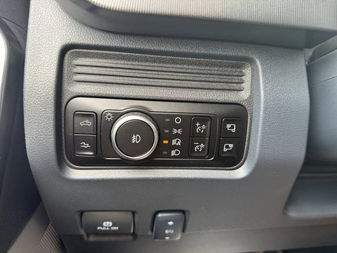 Certified 2026 Ford F250 Platinum AWD/4WD image 34