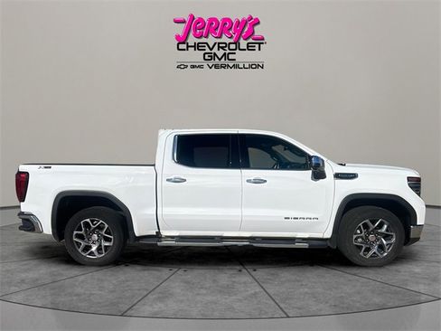 Used 2022 GMC Sierra 1500 SLT w/ SLT Premium Plus Package image 14