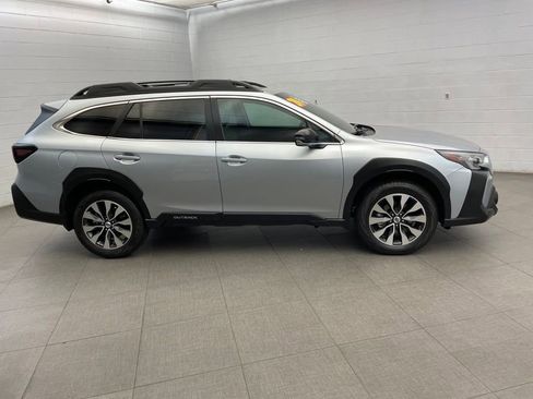 Used 2024 Subaru Outback Limited XT AWD/4WD image 3