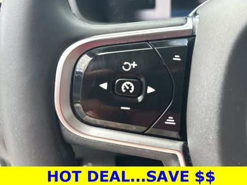 Used 2023 Volvo XC90 B6 Plus w/ Protection Package Premier AWD/4WD image 23