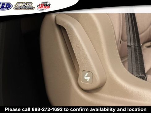 Used 2019 Honda Odyssey EX image 22