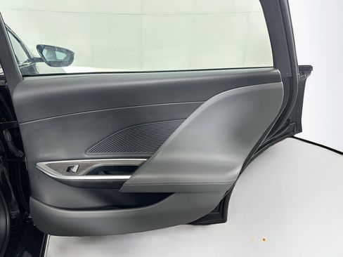 Used 2024 Lucid Air Pure image 30