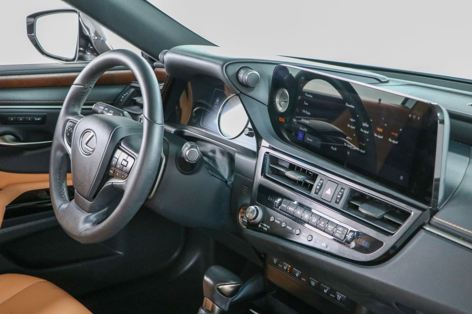 Used 2024 Lexus ES 350 w/ Premium Package FWD image 26