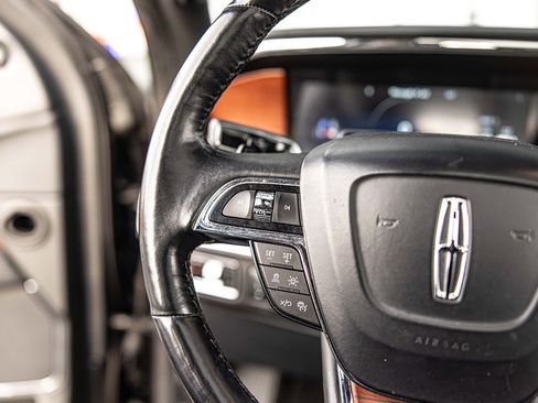 Used 2023 Lincoln Navigator Reserve AWD/4WD image 24