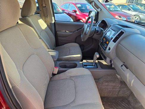 Used 2015 Nissan Frontier SV w/ SV Value Truck Package image 27