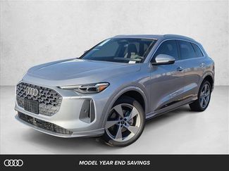 New 2025 Audi Q5 Premium Plus video 1