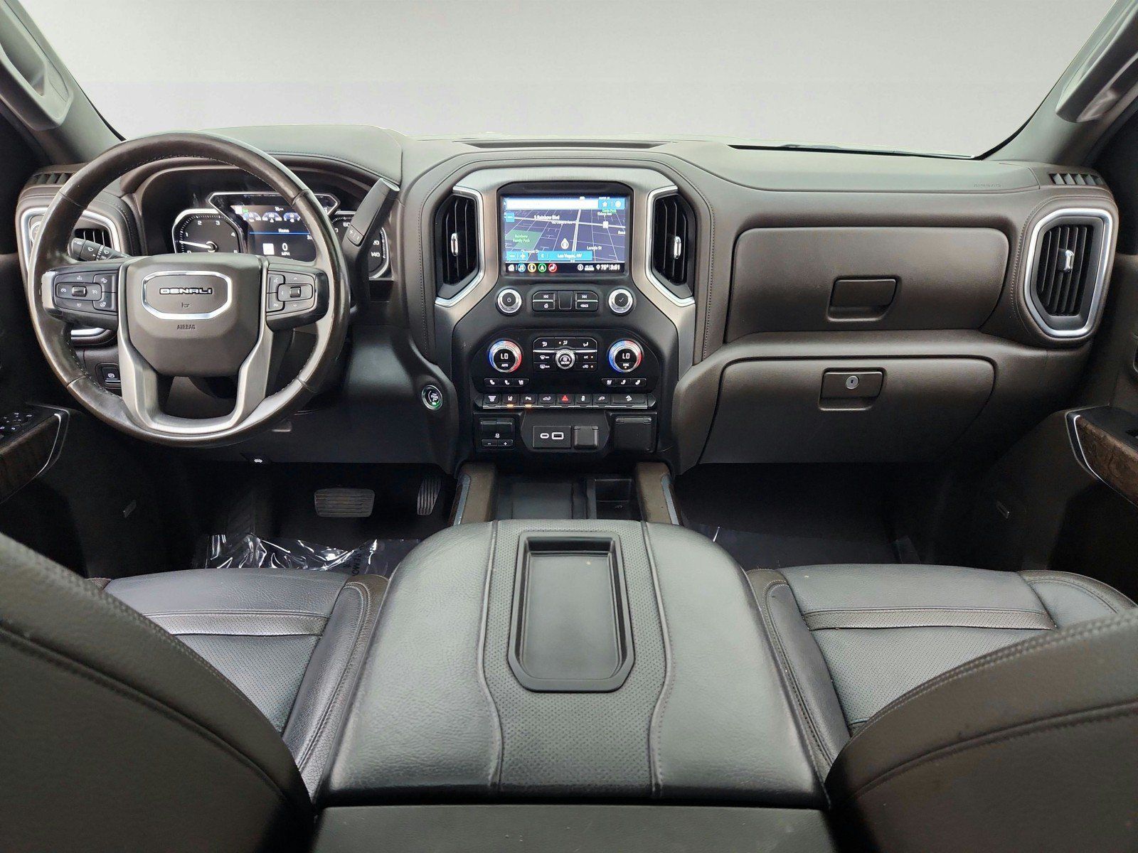 Used 2020 GMC Sierra 2500 Denali w/ Denali Ultimate Package AWD/4WD image 24