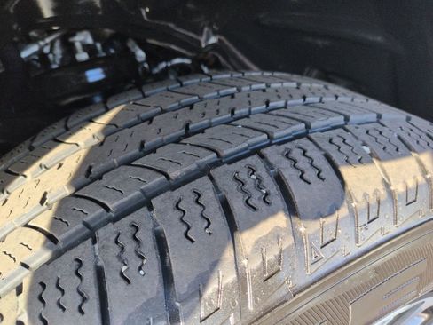 Used 2025 RAM 1500 Laramie w/ Bed Utility Group image 28