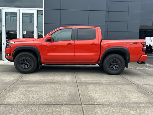 Used 2025 Nissan Frontier PRO-4X w/ Interior Protection Package AWD/4WD image 6