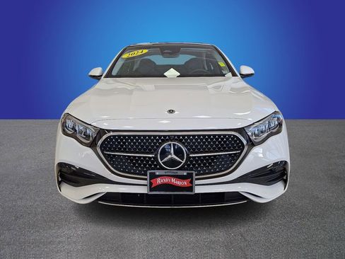 Used 2024 Mercedes-Benz E 350 4MATIC Sedan image 2