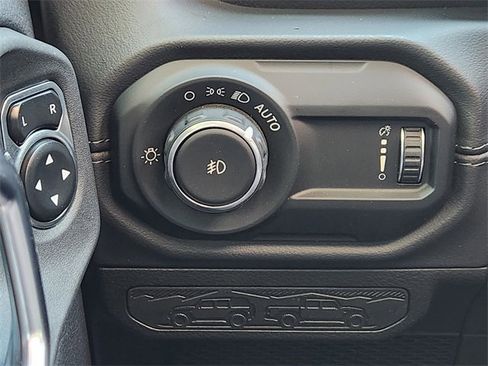 Used 2024 Jeep Wrangler Sahara w/ Technology Group image 21