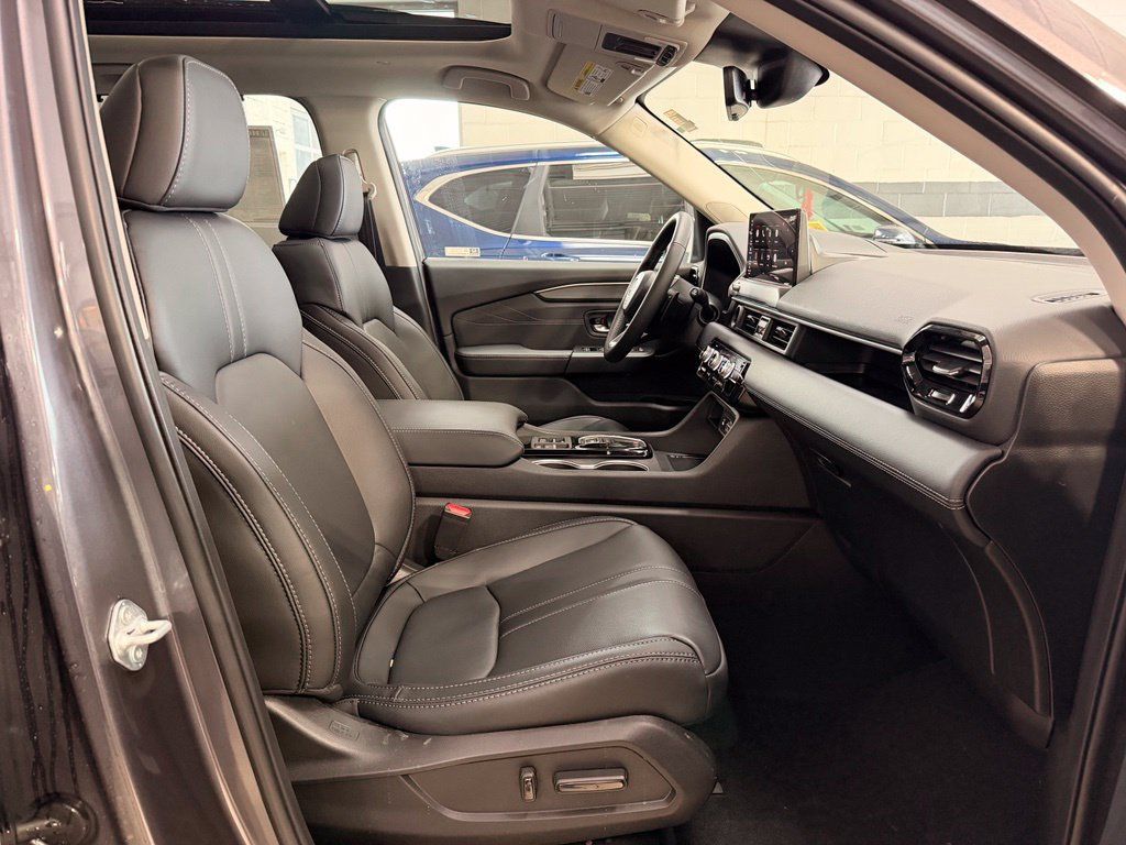 New 2026 Honda Pilot Touring image 18