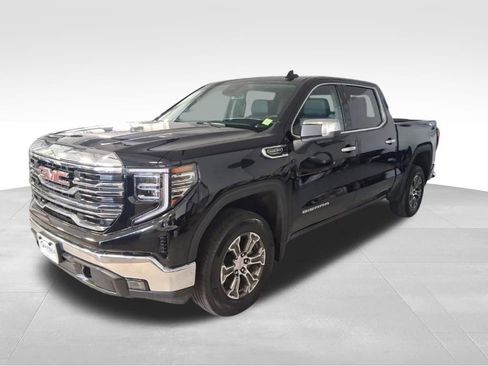 Used 2025 GMC Sierra 1500 SLT image 1