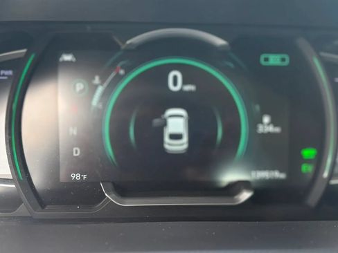 Used 2022 Hyundai Ioniq Limited FWD image 16