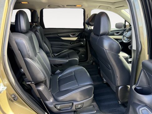 Used 2022 Subaru Ascent Limited w/ Technology Package AWD/4WD image 18
