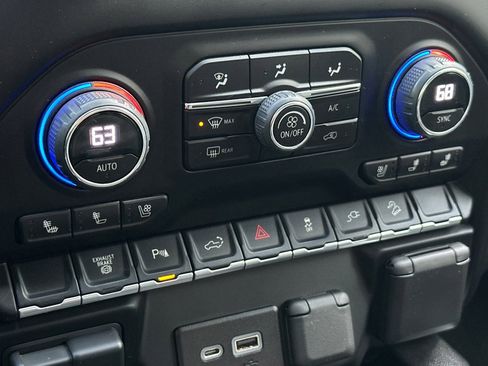 Used 2023 Chevrolet Silverado 3500 LTZ w/ LTZ Plus Package image 19