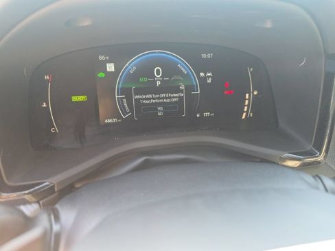 Used 2025 Toyota Camry SE FWD image 23