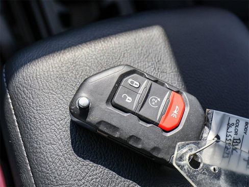 New 2025 Jeep Wrangler Sport S image 28