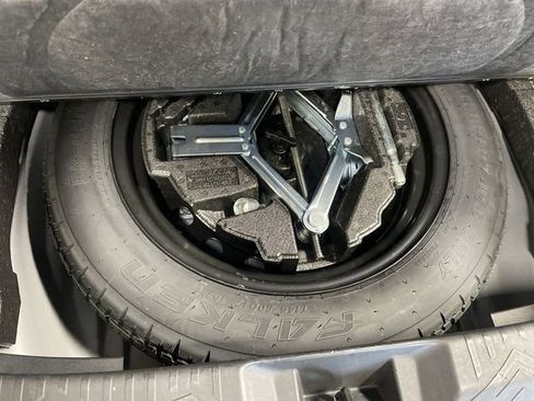 Used 2024 Subaru Crosstrek 2.0i Premium AWD/4WD image 26