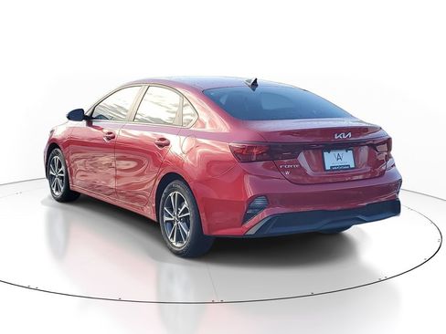 Certified 2024 Kia Forte LXS w/ LXS Technology Package image 3